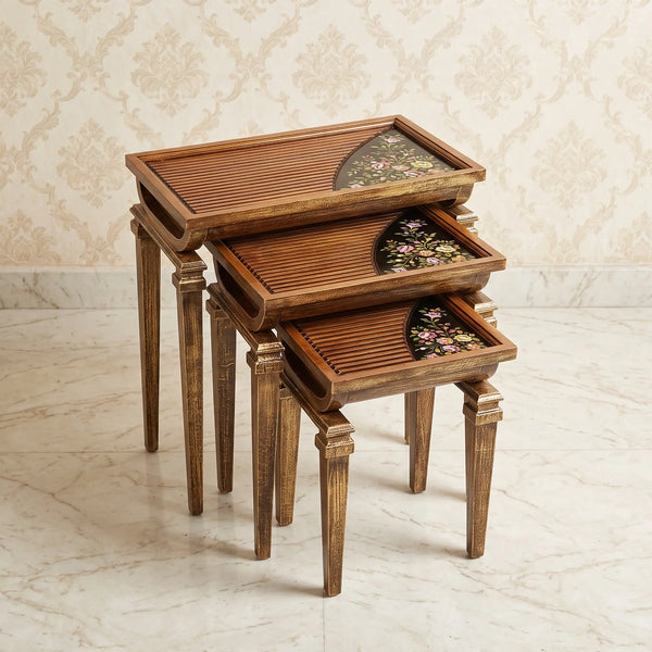 Honey-Brown Slatted Nesting Tables – Floral Corner Accent