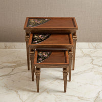 Honey-Brown Slatted Nesting Tables – Floral Corner Accent