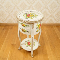 Ivory Round Table – Multicolor Floral Bouquet Design