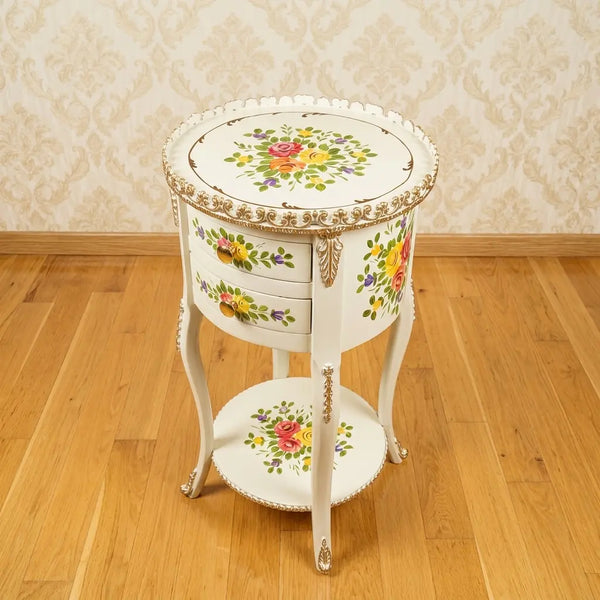 Ivory Round Table – Multicolor Floral Bouquet Design